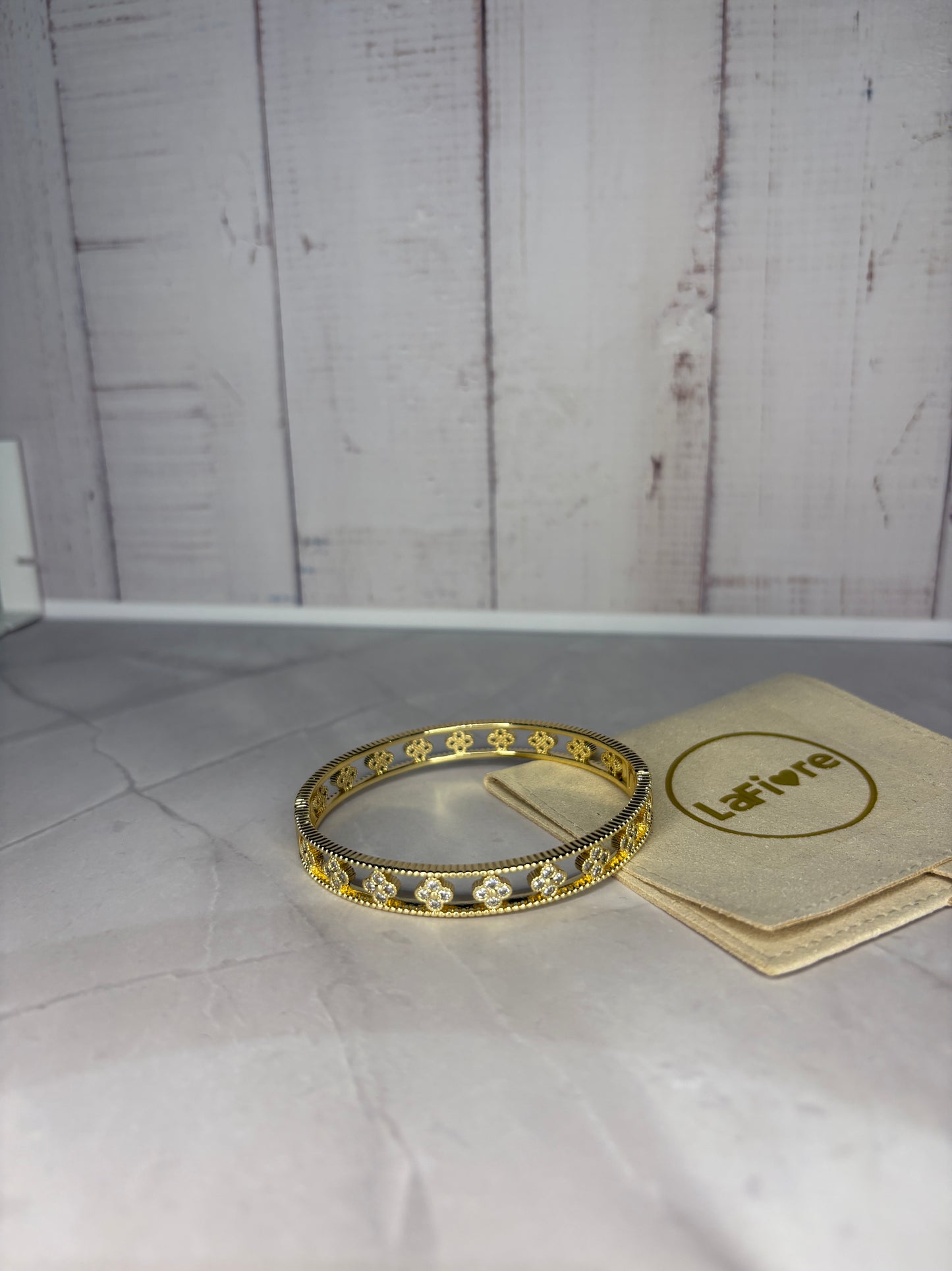 Bling Clover Bangle