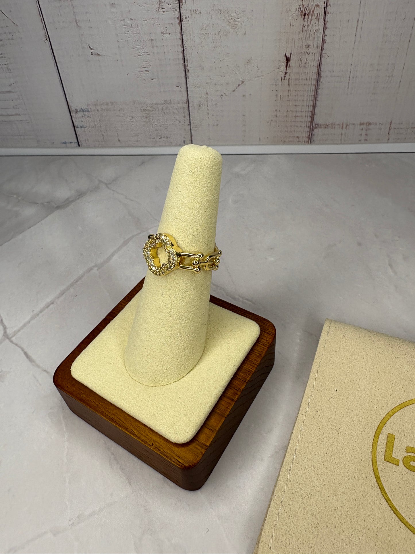 Sparkling Clover Flex Ring