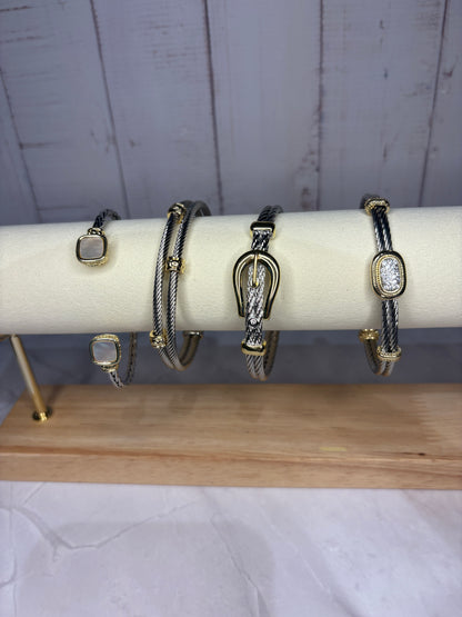 Lock & Layer Bangle Two-Tone