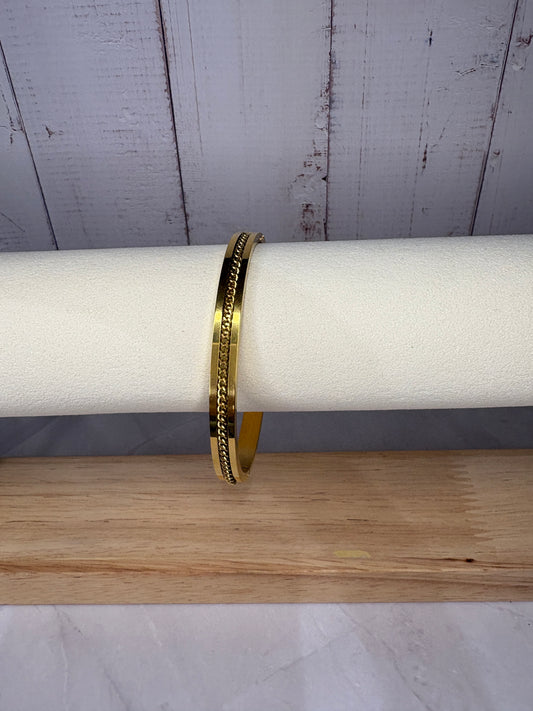 Sunlit Twist Bangle