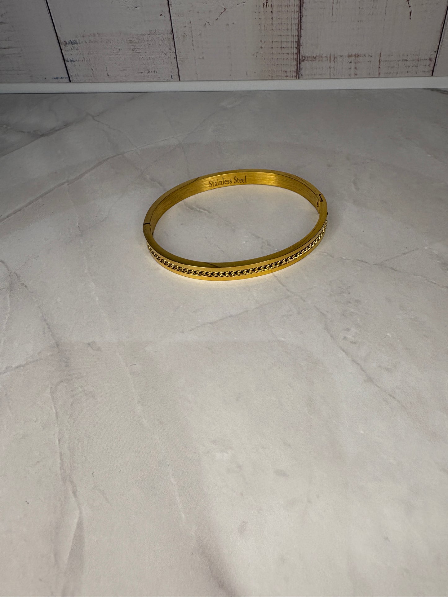 Sunlit Twist Bangle