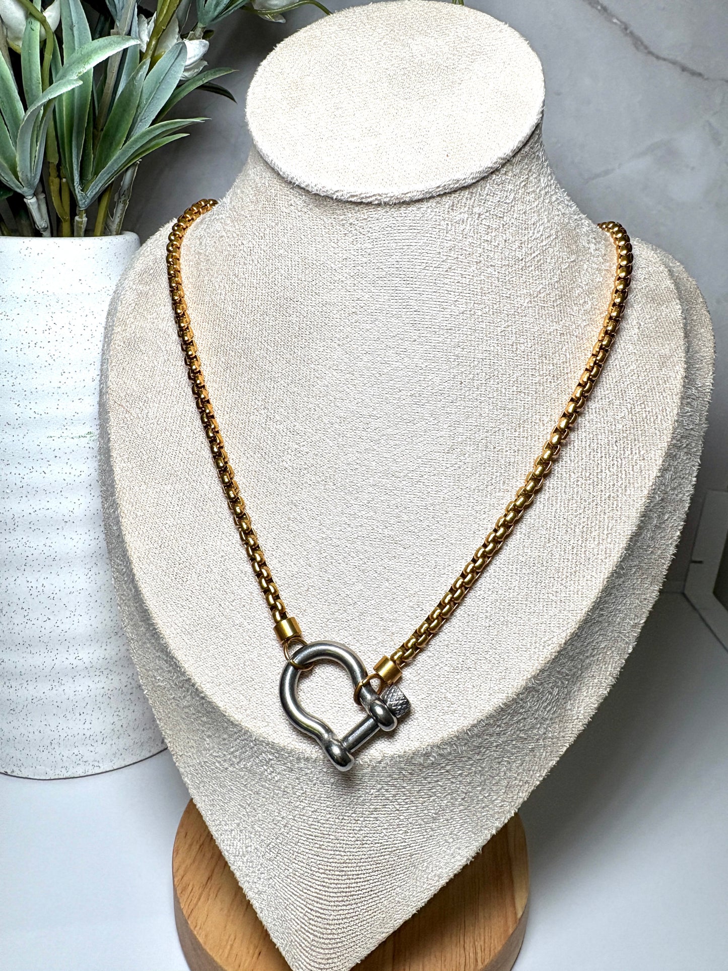 Manuela Necklace