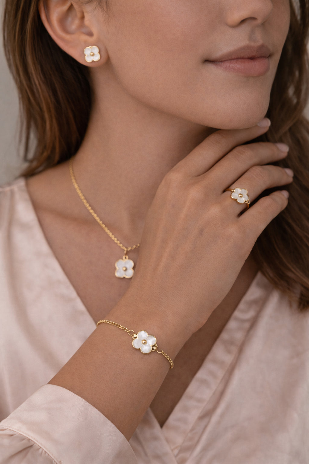 White Clover Bloom Set